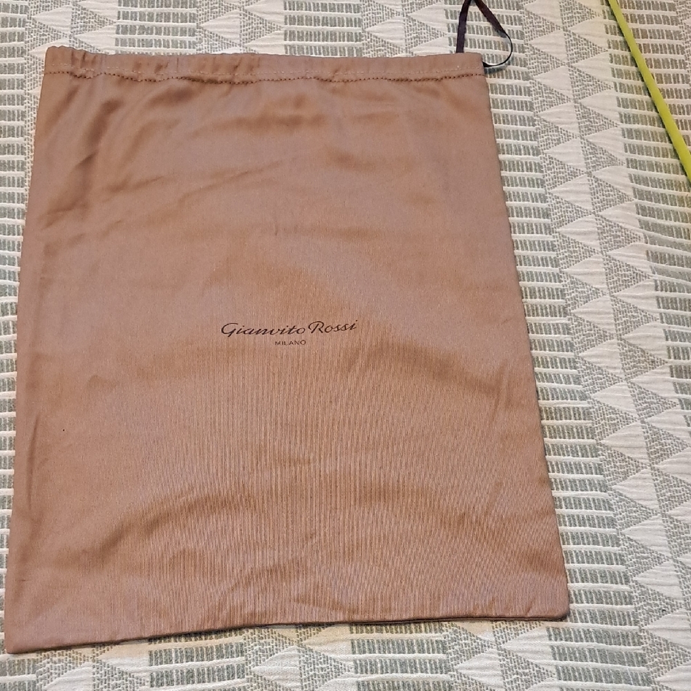 ⌛️ Dust Bag 8/15